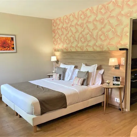 Hotel Lou Paradou