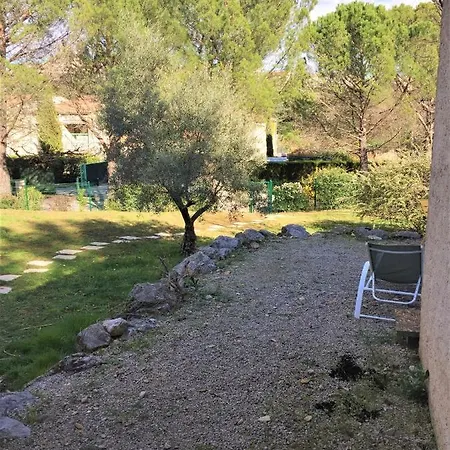 & Lou Paradou Les Bains Hotel Greoux-les-Bains