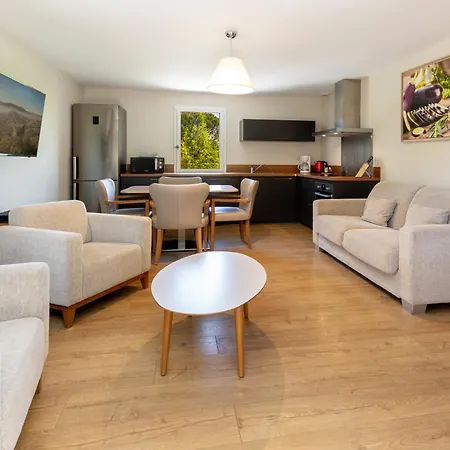 & Lou Paradou Les Bains 3* Greoux-les-Bains